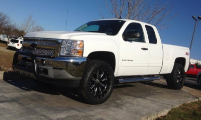Auto & truck accessories including window tinting, rims, wheels, truck lift kits, & more for Lynchburg, VA. Auto accessories store Lynchburg.